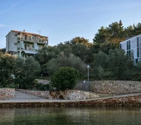 In Mit Meerblick, Terrasse, Klimaanlage, W-lan 4659-1 Apartamento Luka (Dugi Otok)