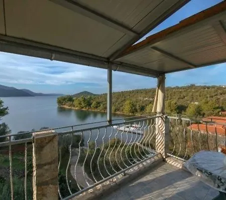 In Mit Meerblick, Terrasse, Klimaanlage, W-lan 4659-1 Luka (Dugi Otok)
